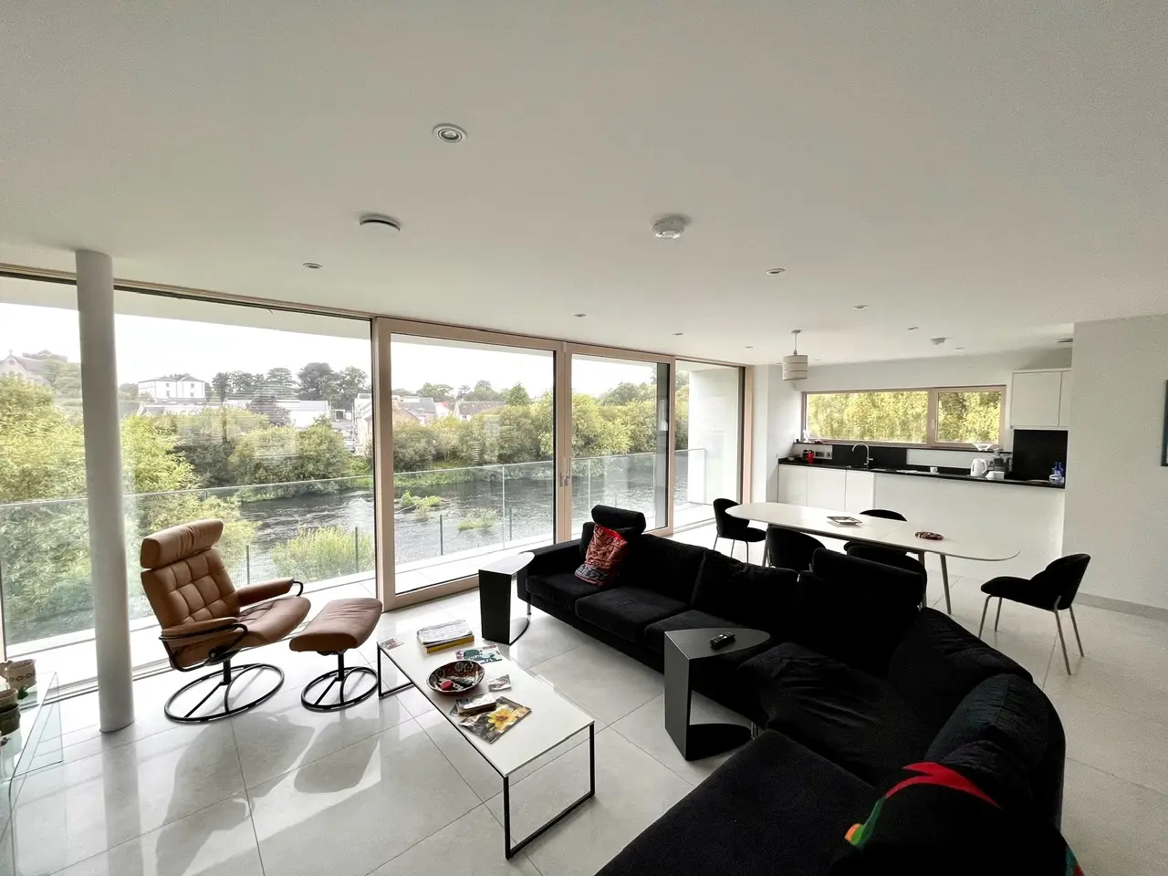 River-view family home, Co. Kilkenny