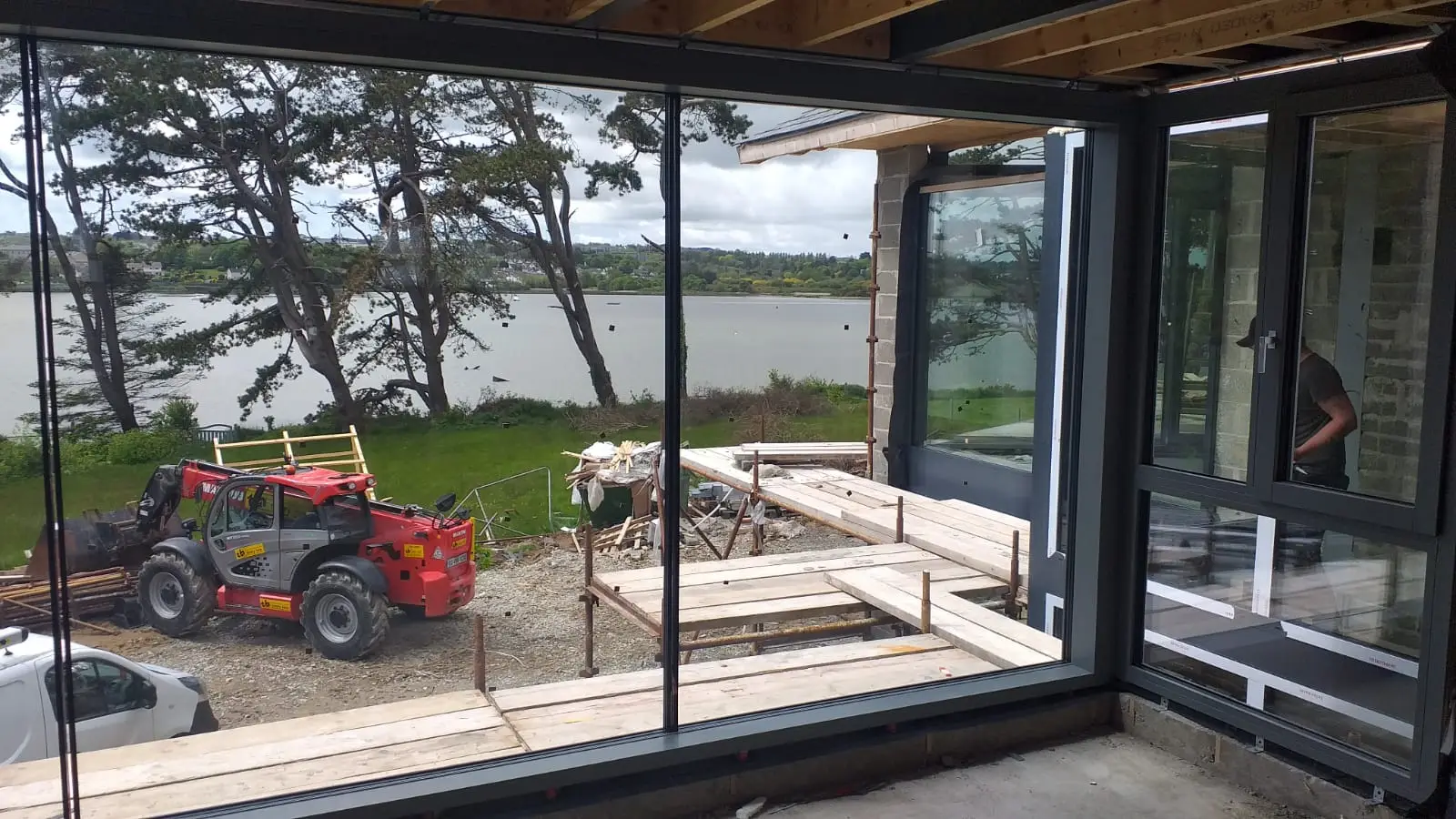 Wexford Town lake-view house, Wexford Town: Internorm large-scale glazing
